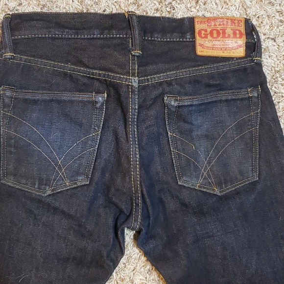 Strike Gold Selvedge Denim - Picture 3 of 4